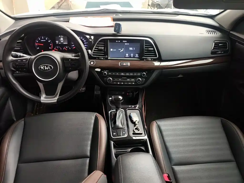 Kia K4 — миниатюра 10
