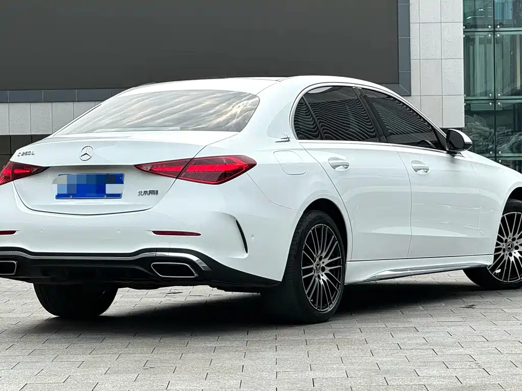 Mercedes-Benz C-Class — миниатюра 9