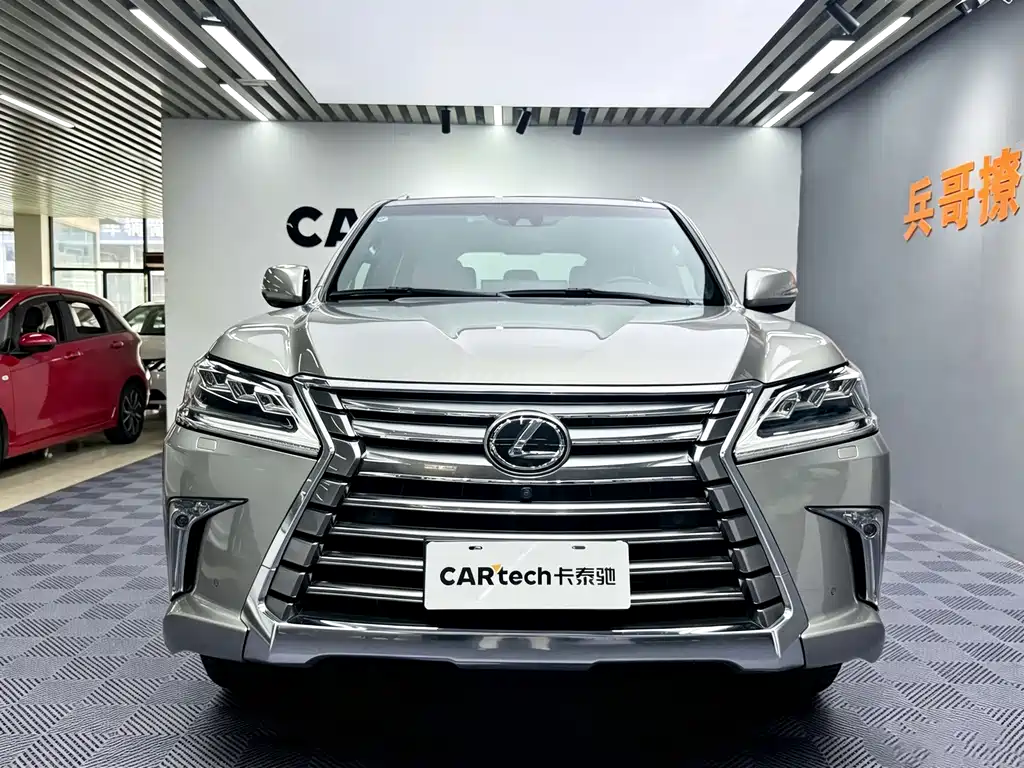 Lexus LX — миниатюра 2