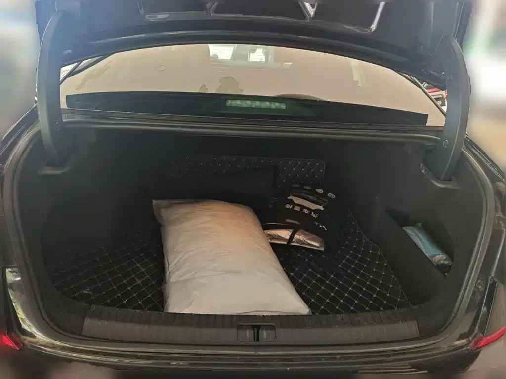 Volkswagen Passat — миниатюра 10