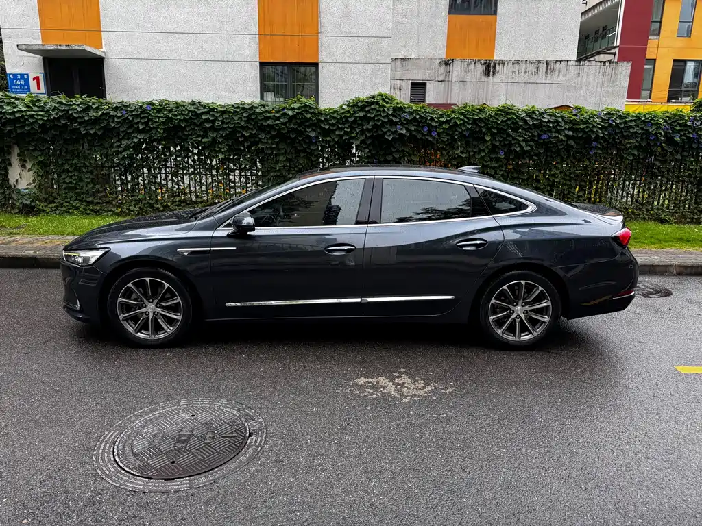 Buick LaCrosse — миниатюра 7