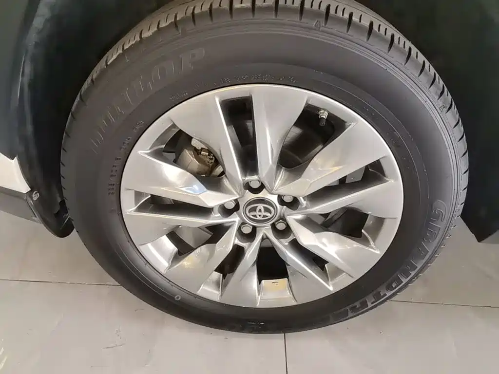 Toyota Wildlander — миниатюра 23