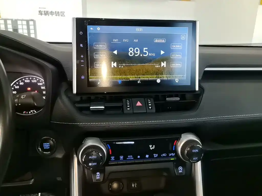Toyota Wildlander — миниатюра 13