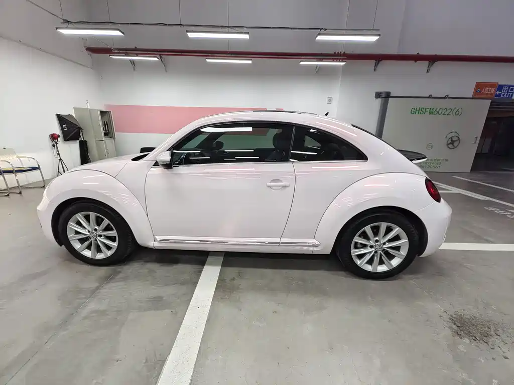 Volkswagen Beetle — миниатюра 2
