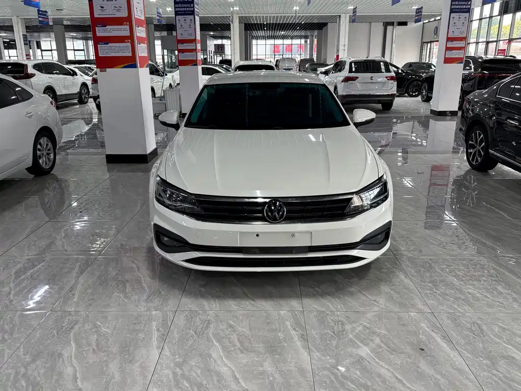 Volkswagen Lamando — миниатюра 2