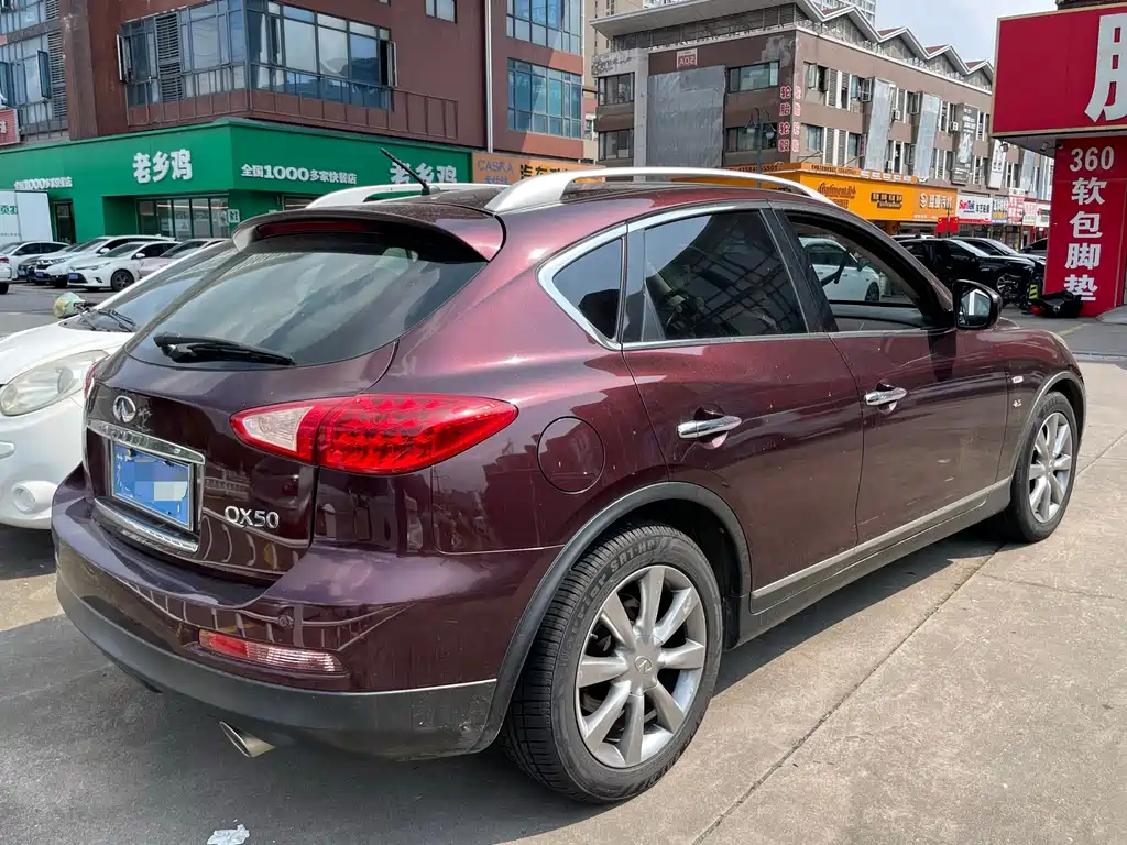 Infiniti QX50 (Import) — миниатюра 6