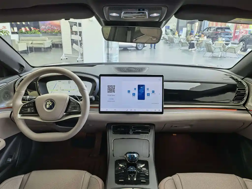 BYD Han — миниатюра 7