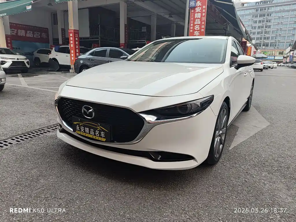Mazda 3 Axela 2021