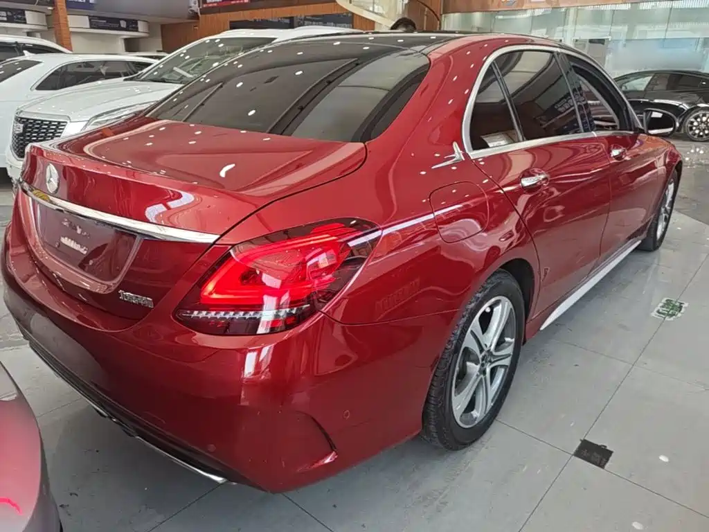 Mercedes-Benz C-Class — миниатюра 7