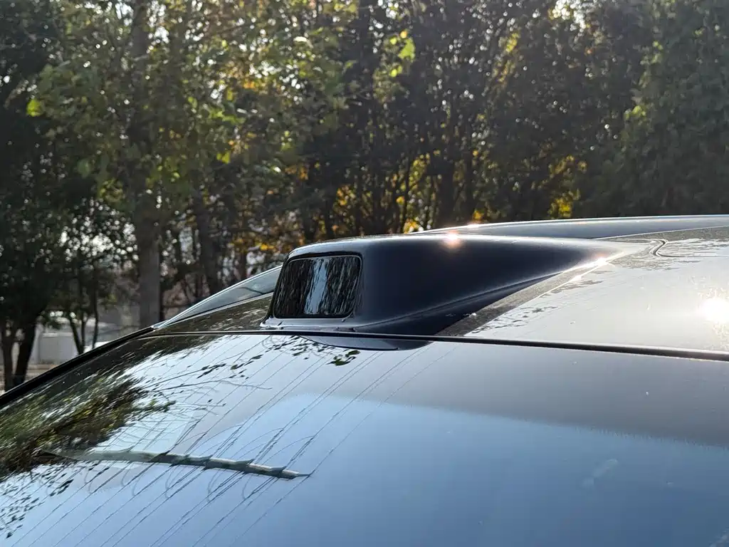 AITO ASK THE WORLD M9