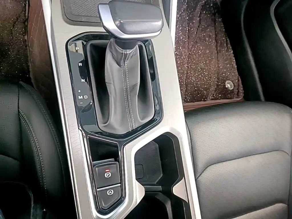 Geely Emgrand — миниатюра 14