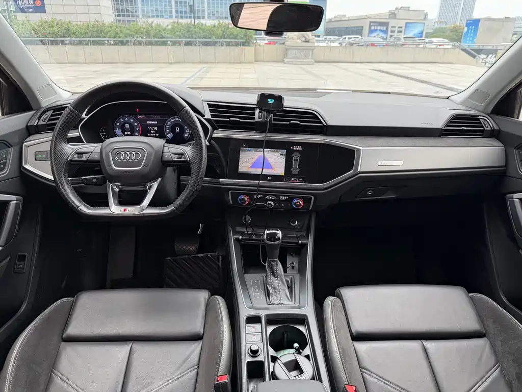 Audi Q3 Sportback — миниатюра 12