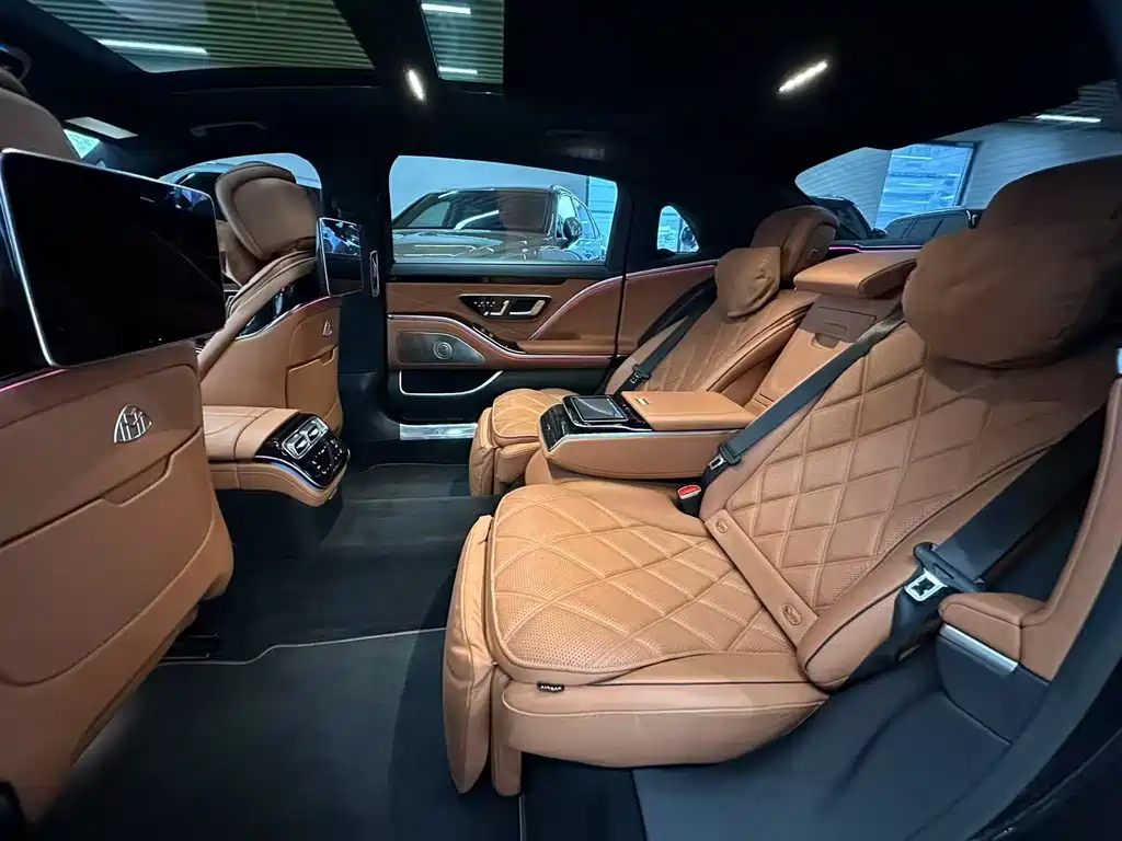 Mercedes-Benz S-Class — миниатюра 10