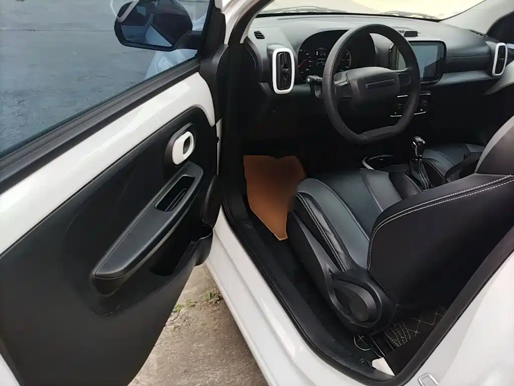 Roewe Clever — миниатюра 16