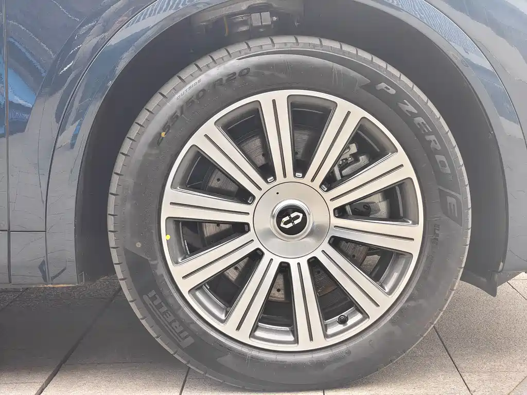 HONGMENG ZHIXING ASK THE WORLD M8