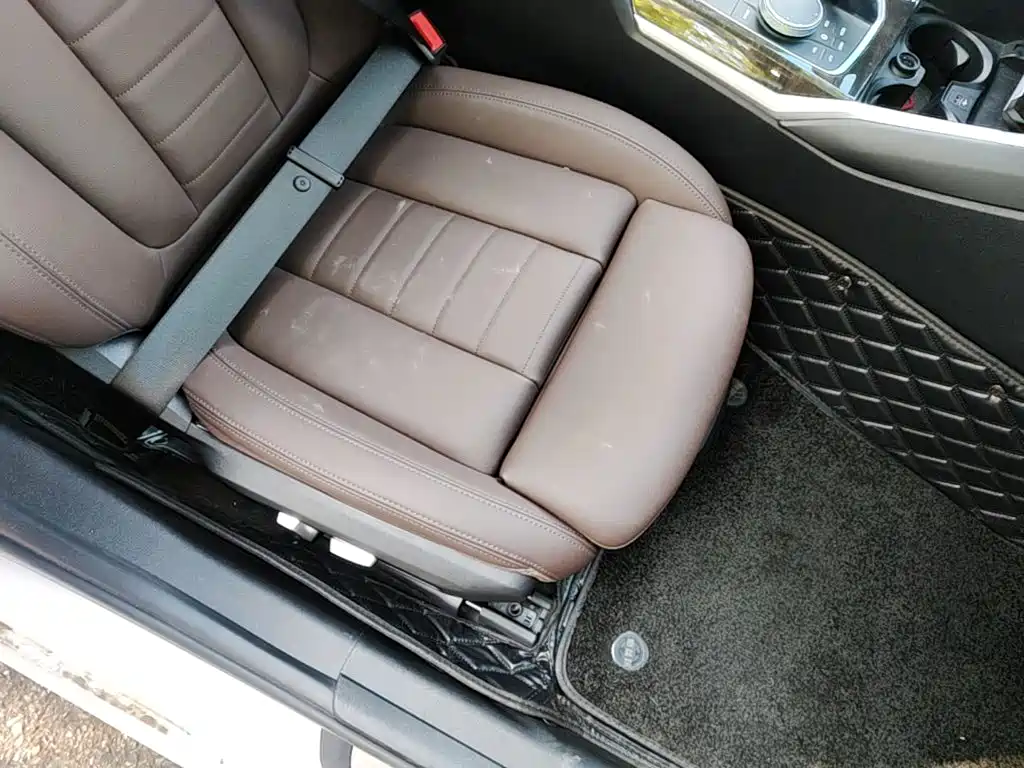 BMW 3 Series — миниатюра 25