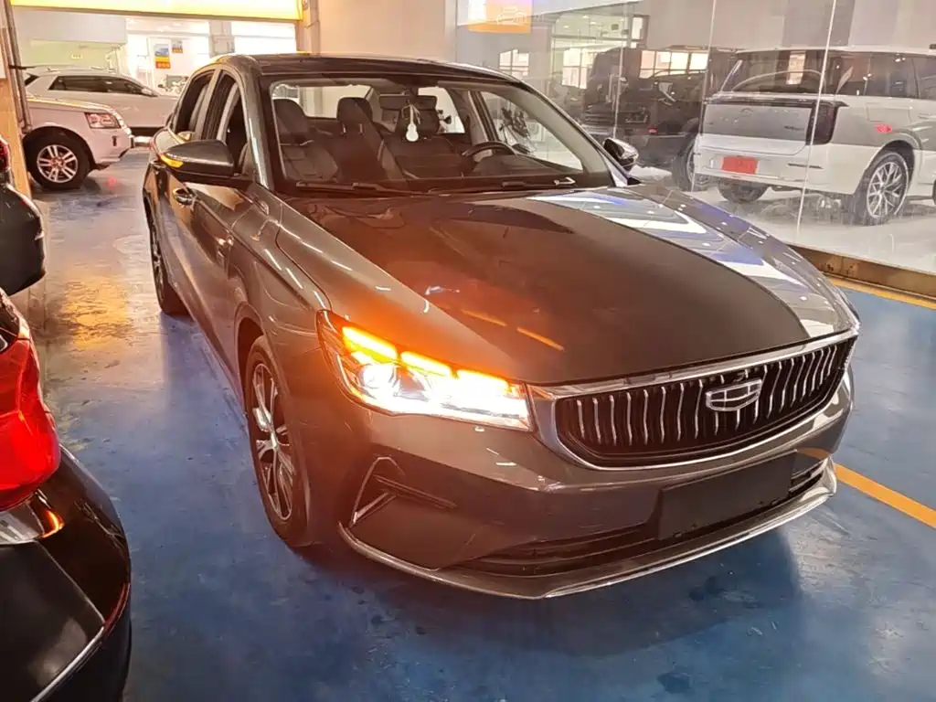 Geely Emgrand — миниатюра 4