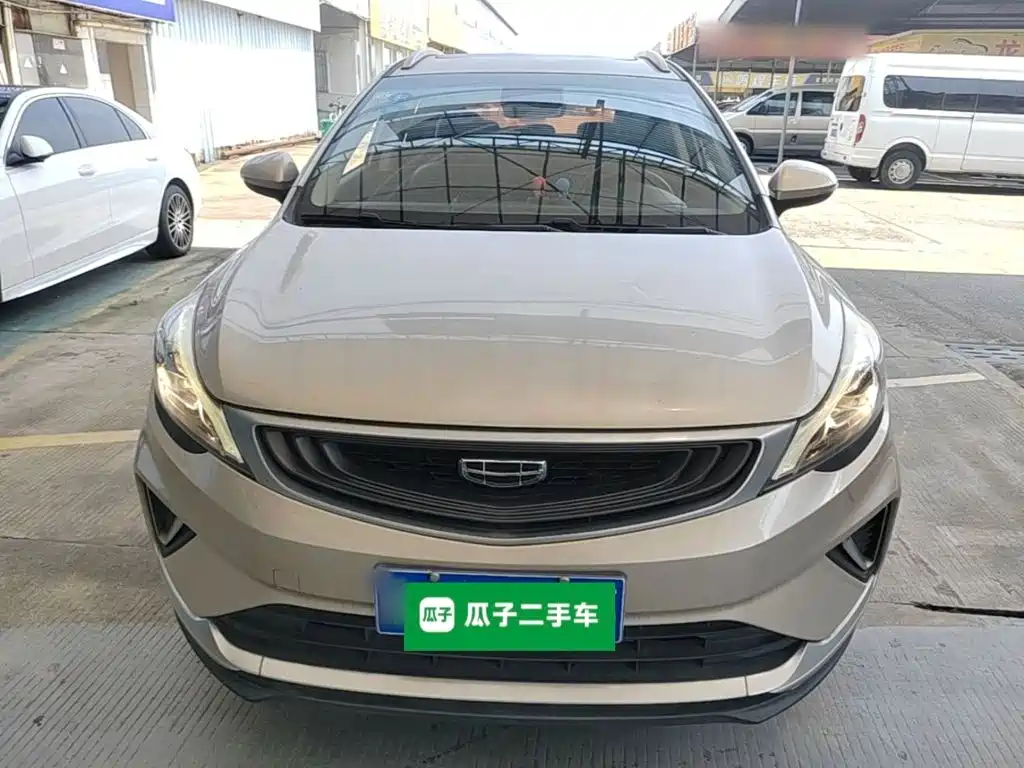 Geely Emgrand GS — миниатюра 3