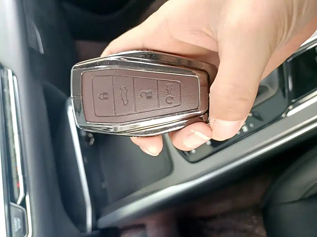 Geely Emgrand — миниатюра 9