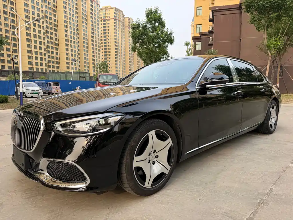 Mercedes-Benz S-Class 2024
