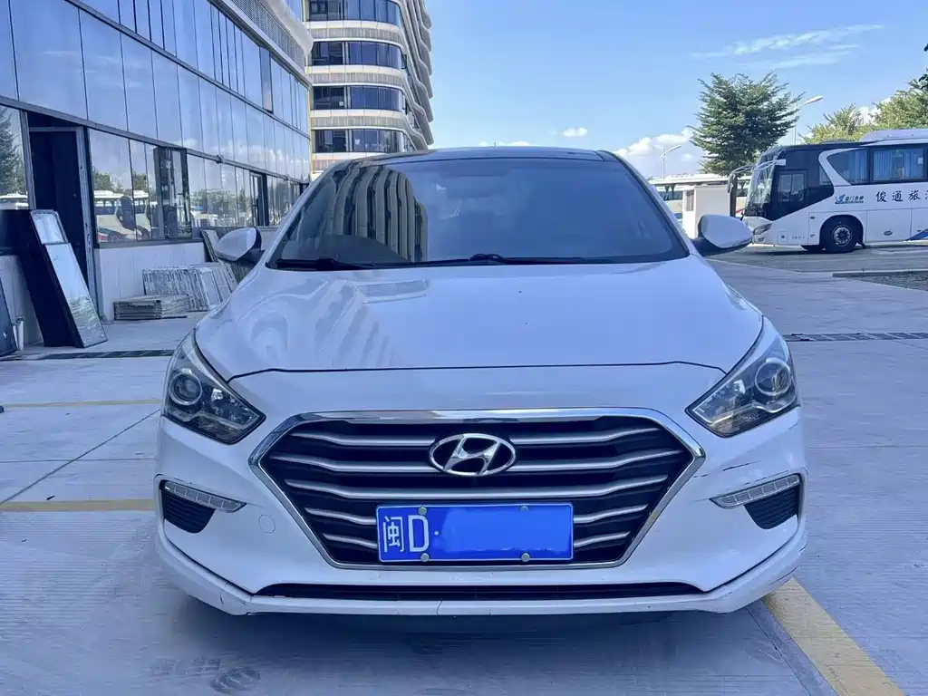 Hyundai Mistra — миниатюра 2