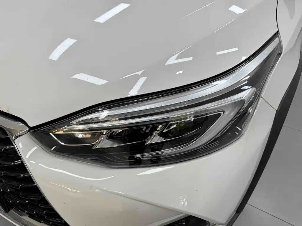Toyota Yaris L — миниатюра 9