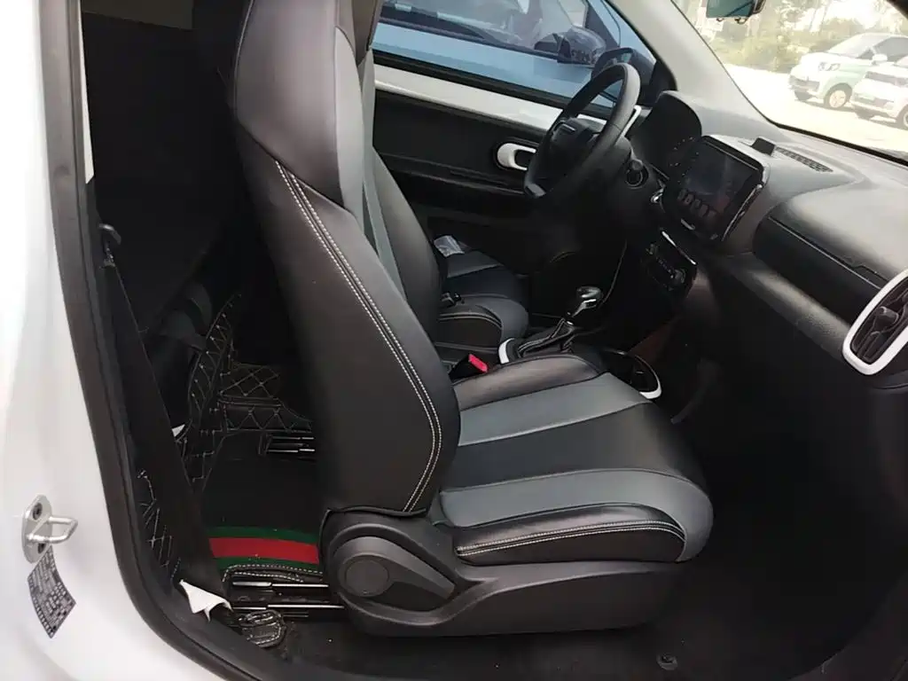 Roewe Clever — миниатюра 25
