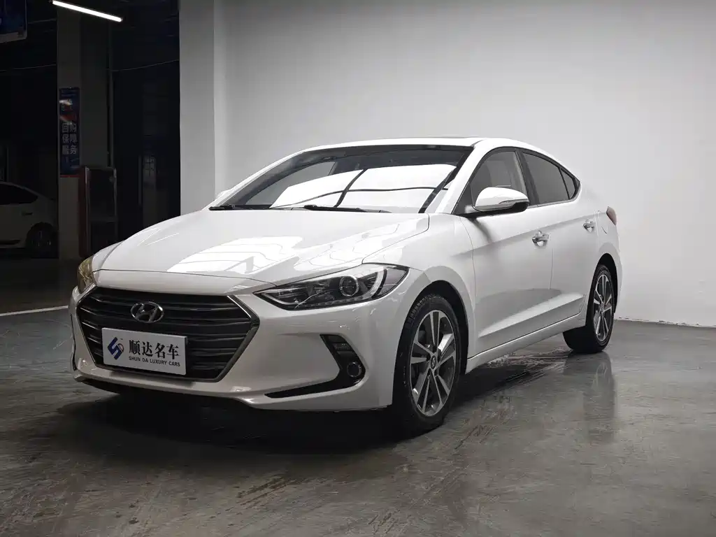 Hyundai Elantra 2016