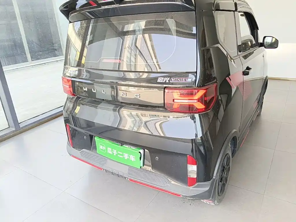 Wuling MINIEV — миниатюра 7