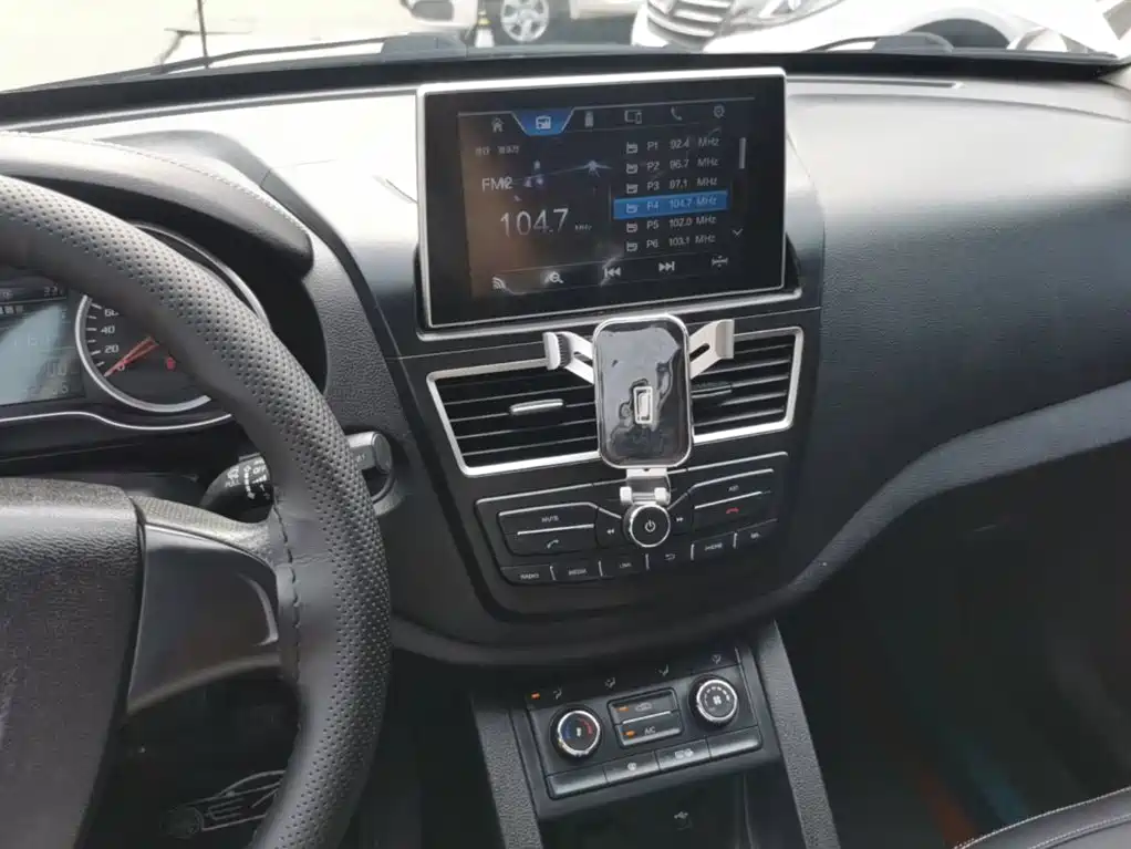 Bestune X40 — миниатюра 13