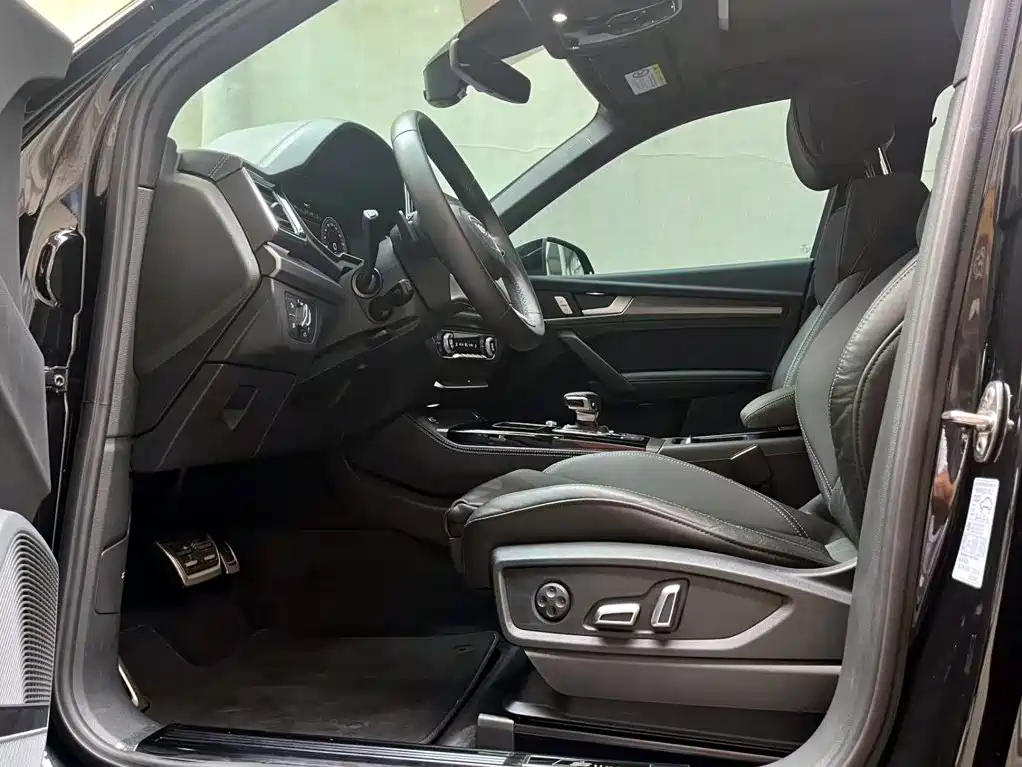 Audi Q5L — миниатюра 9