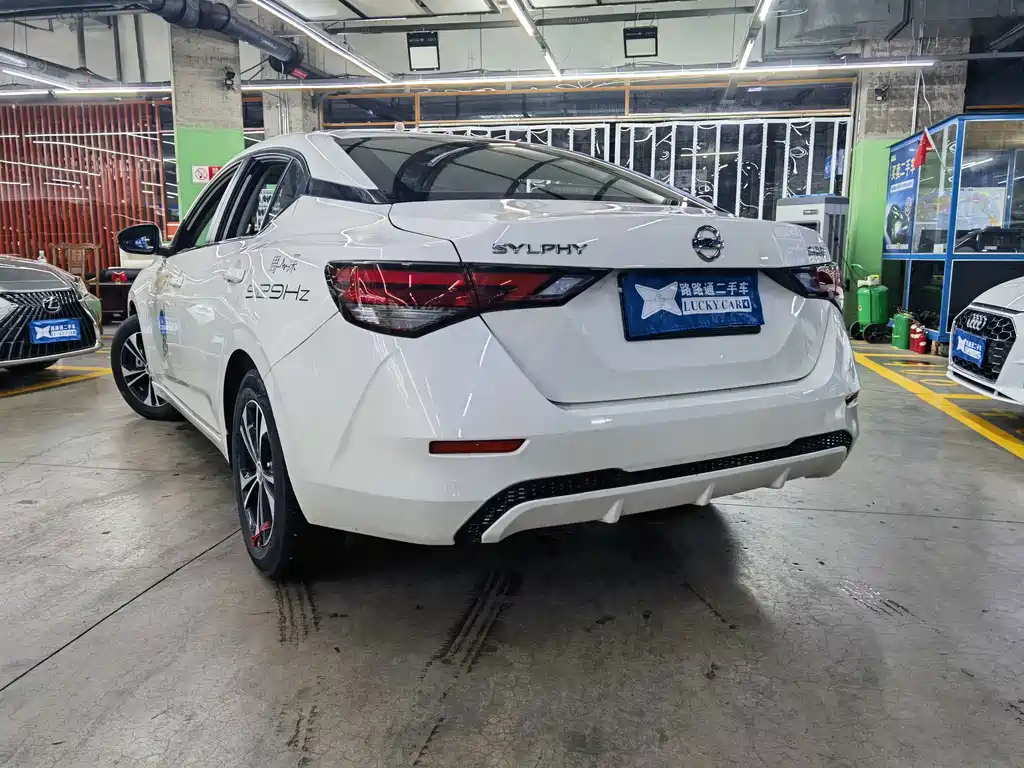 Nissan Sylphy — миниатюра 4