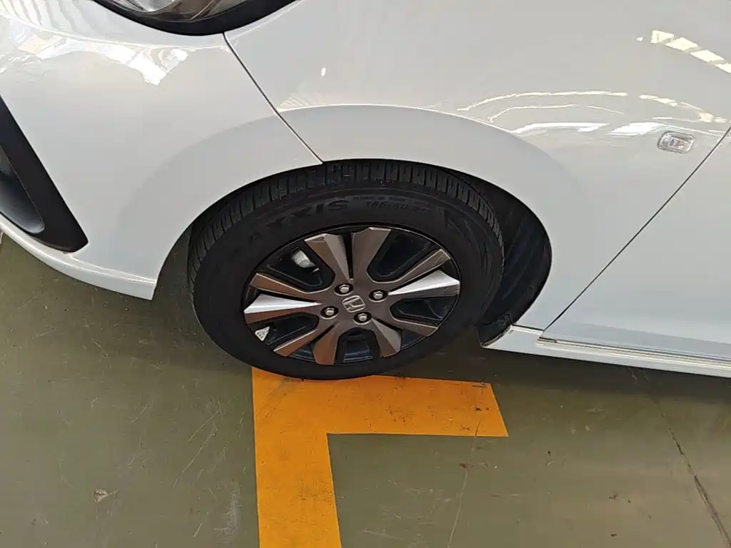 Honda Fit — миниатюра 23