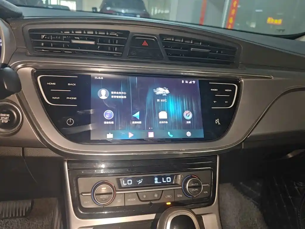 Geely Emgrand GL — миниатюра 13