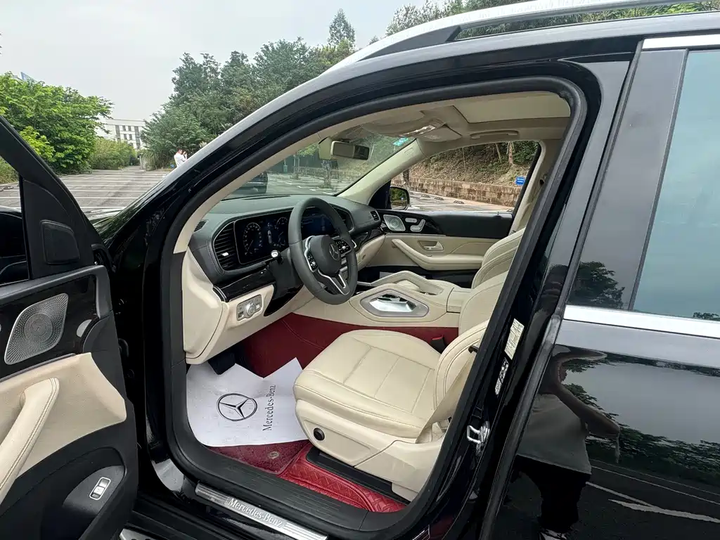 Mercedes-Benz GLE (Import) — миниатюра 7