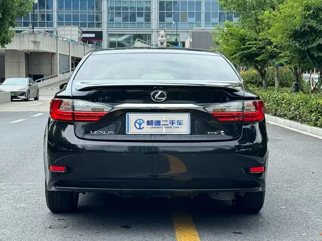 Lexus ES 2015 200 Elite