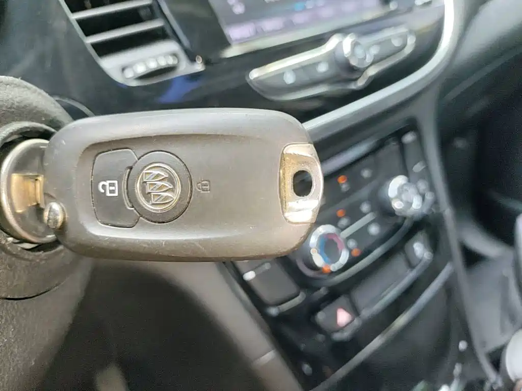 Buick Encore — миниатюра 9