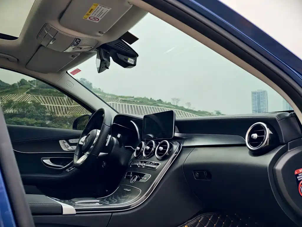 Mercedes-Benz C-Class — миниатюра 14