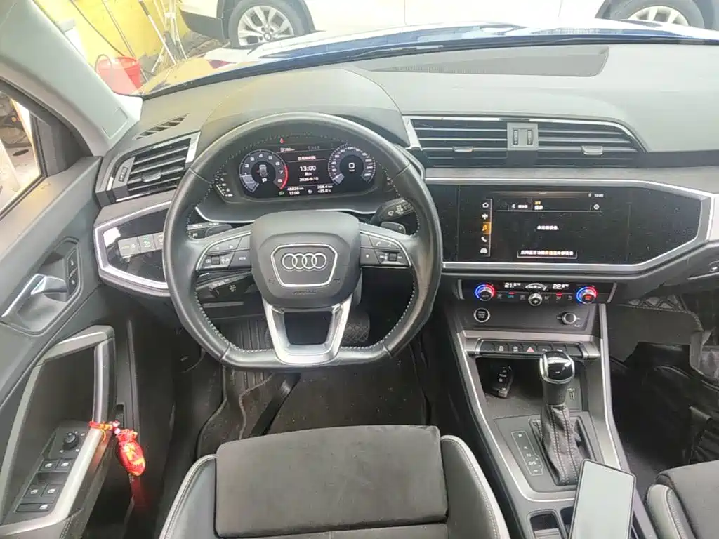 Audi Q3 — миниатюра 11