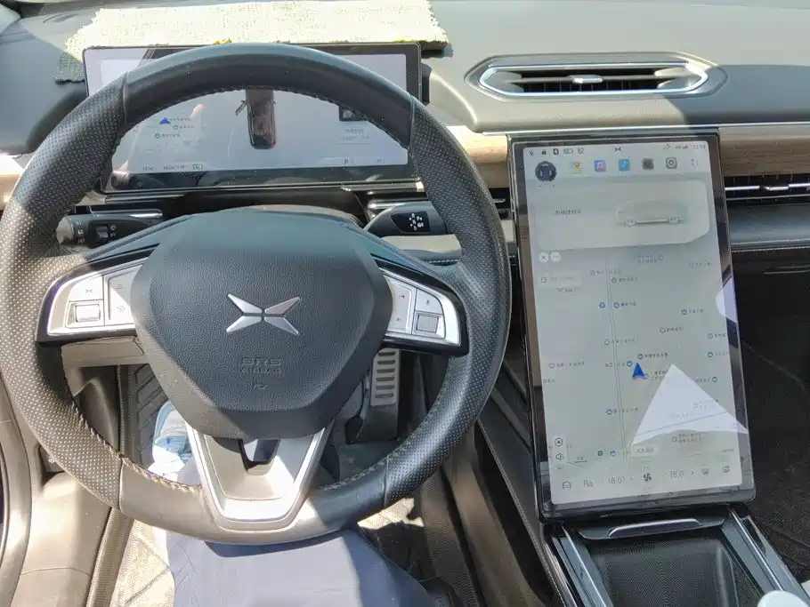 XPeng P5 — миниатюра 12