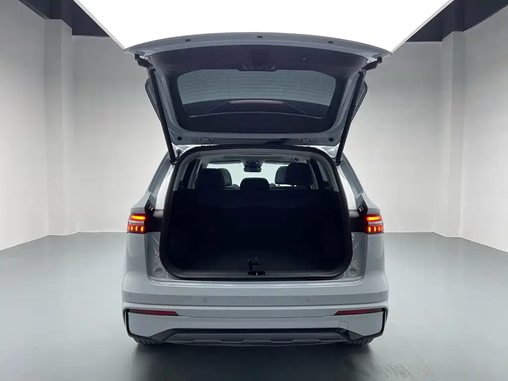 GEELY AUTOMOBILE XINGYUE L