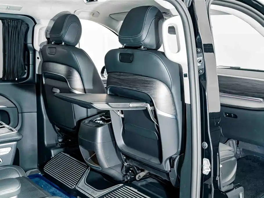 Mercedes-Benz V-Class — миниатюра 21