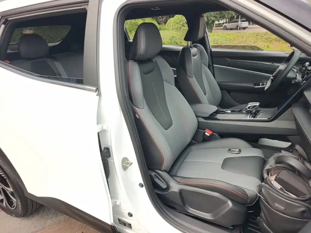Geely Boyue — миниатюра 25