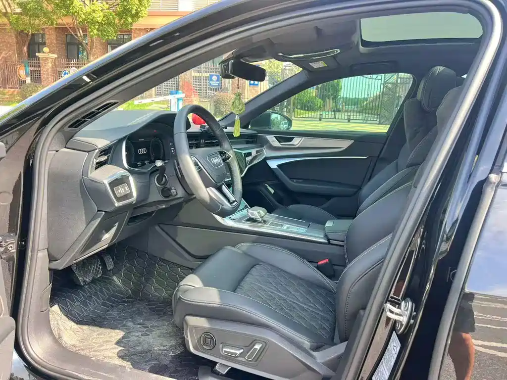 Audi A6L — миниатюра 4