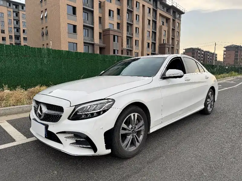 Mercedes-Benz C-Class 2019