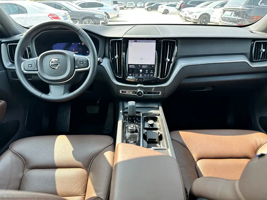 Volvo XC60 — миниатюра 17