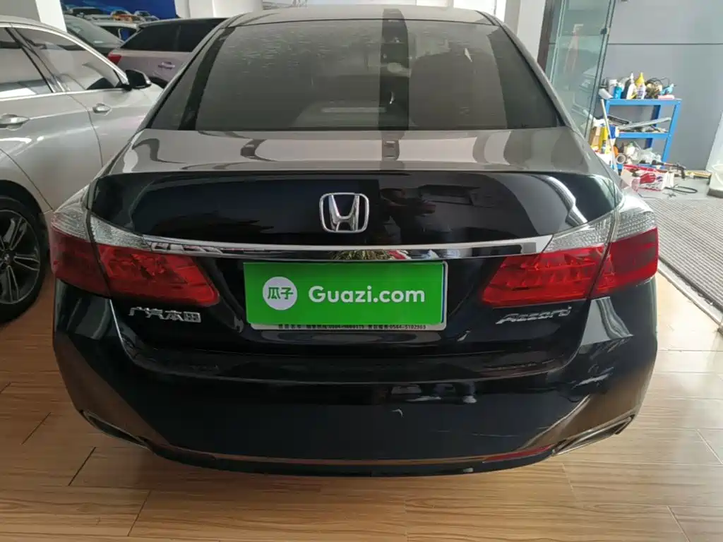 Honda Accord — миниатюра 6