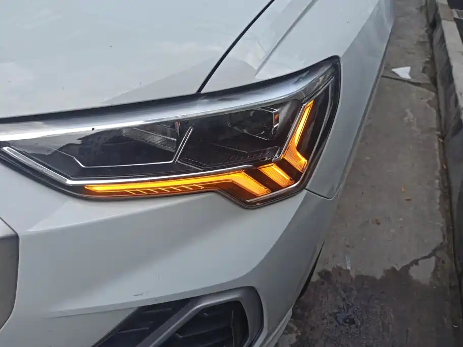 Audi Q3 — миниатюра 5