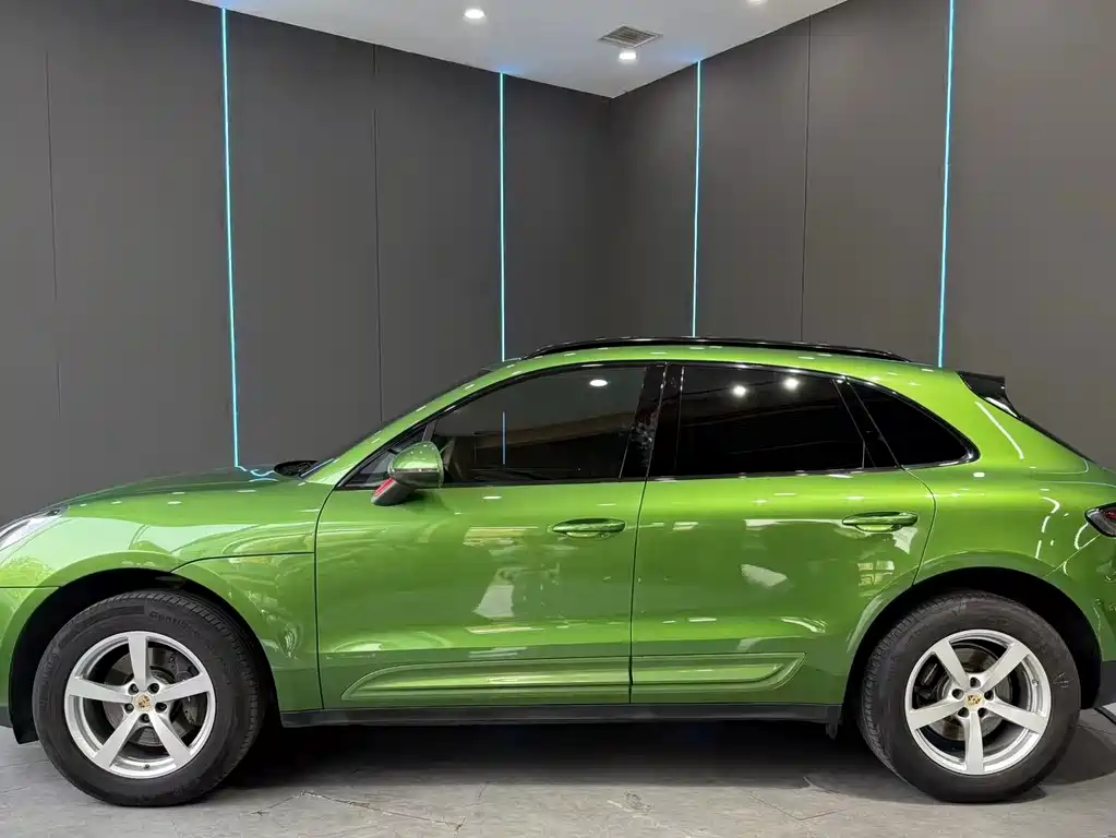 Porsche Macan — миниатюра 4