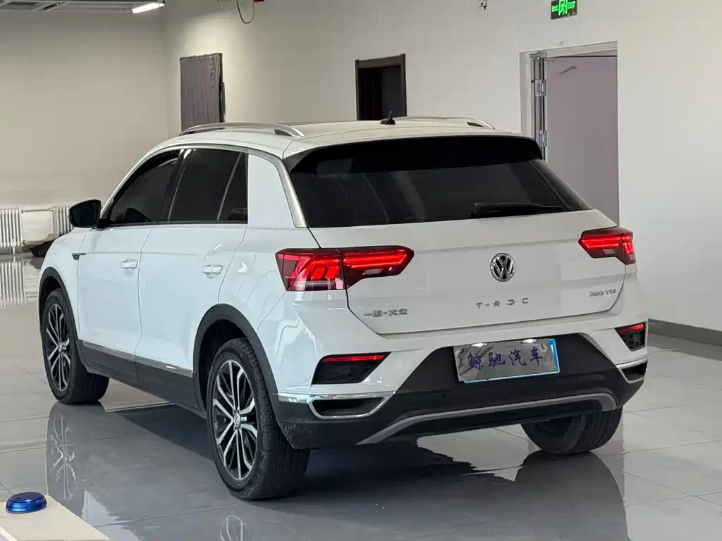 VOLKSWAGEN T ROC EXPLORING SONGS